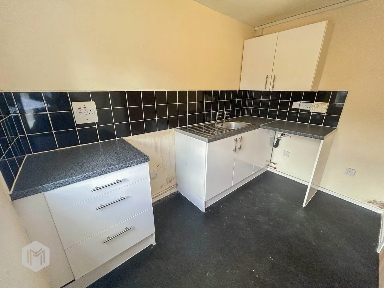 Flat 107, St. Johns Court New Road, Radcliffe, Manchester, M26 1NH, photo 2