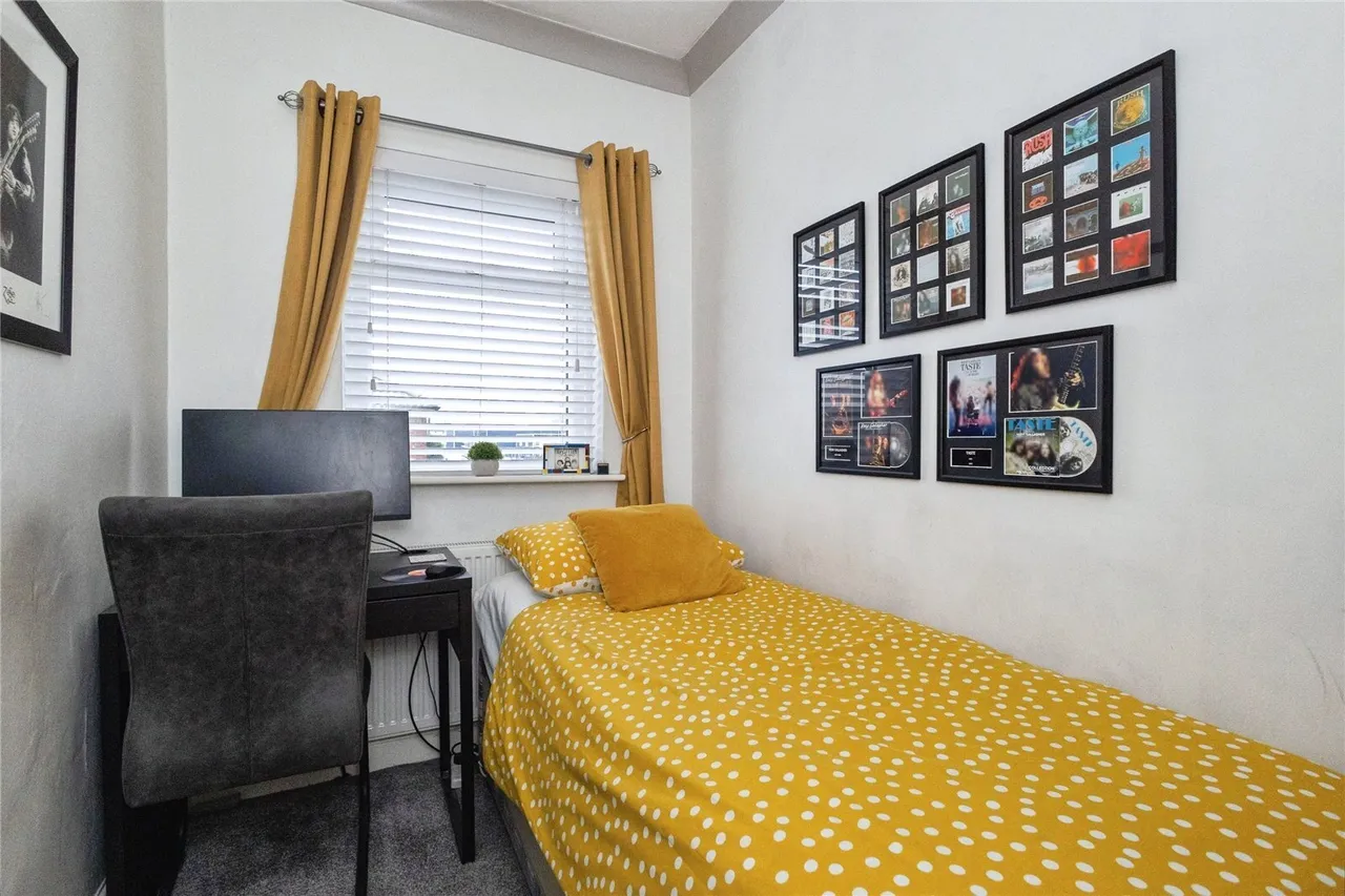 Broadstone Hall Road South, Stockport, Greater Manchester, SK5, photo 16