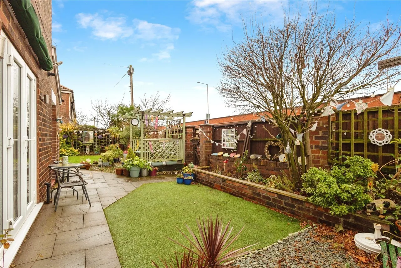 Broadstone Hall Road South, Stockport, Greater Manchester, SK5, photo 22