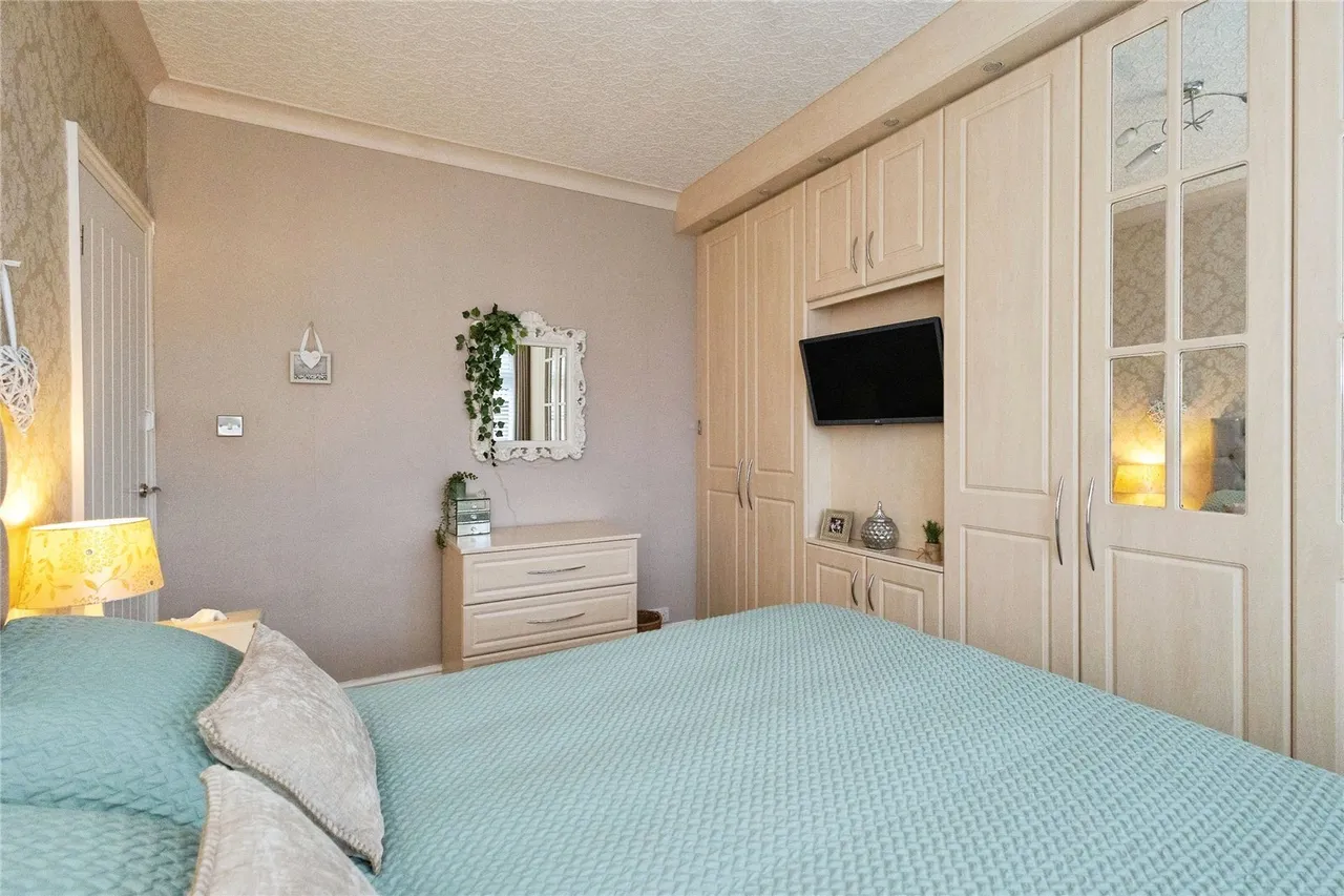 Broadstone Hall Road South, Stockport, Greater Manchester, SK5, photo 12