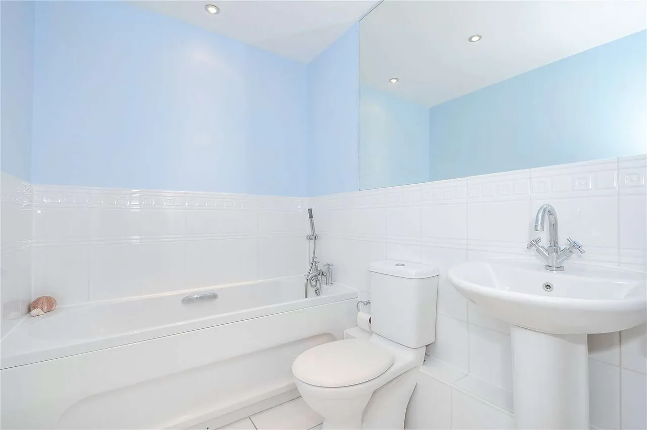 Trevelyan Court, Windsor, SL4, photo 6