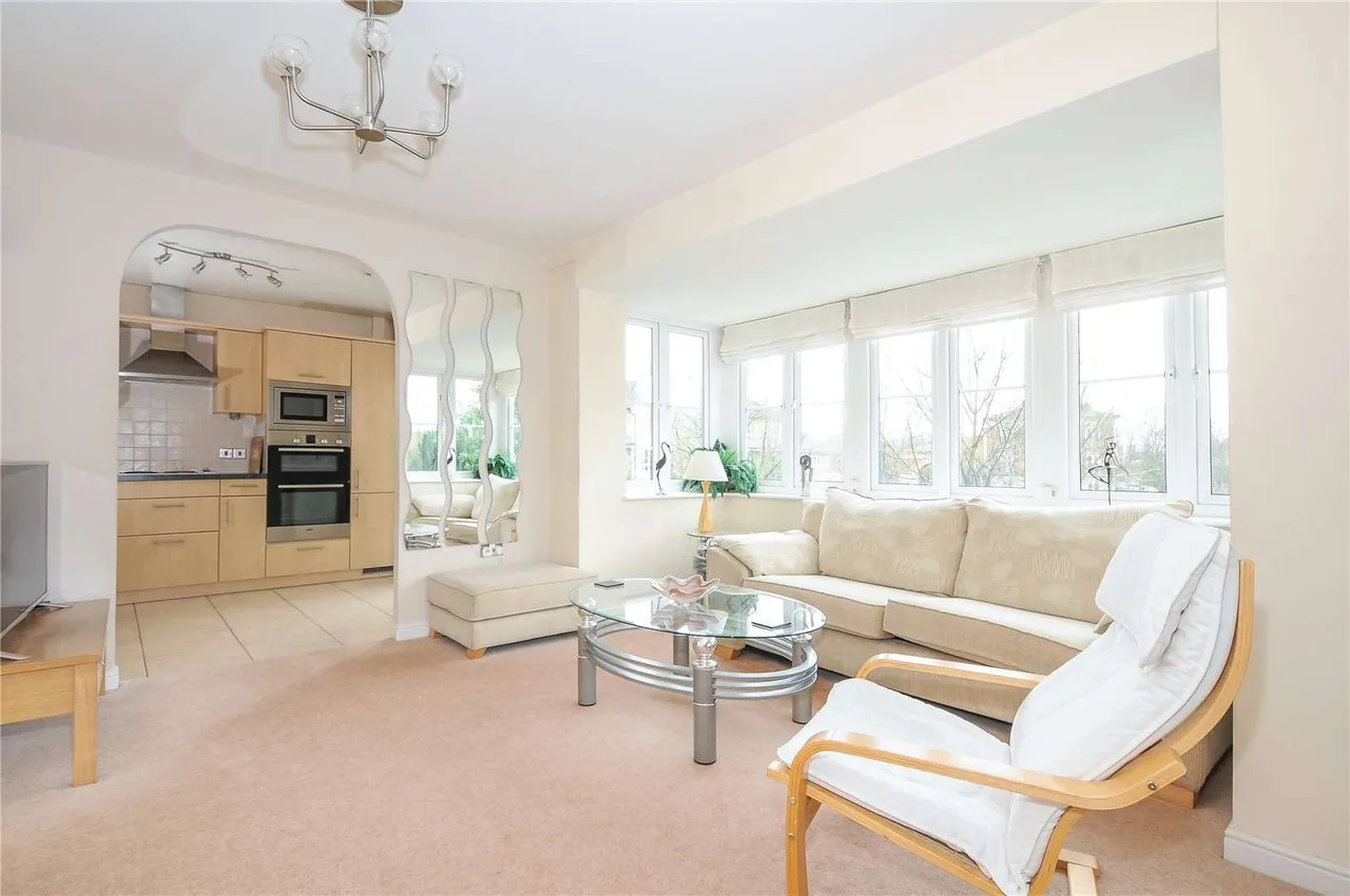 Trevelyan Court, Windsor, SL4, photo 4