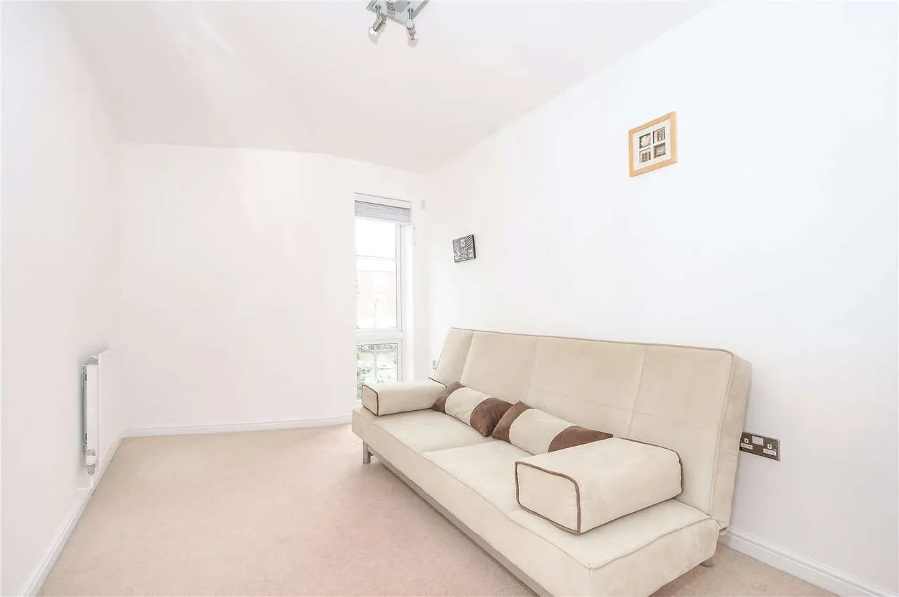 Trevelyan Court, Windsor, SL4, photo 10