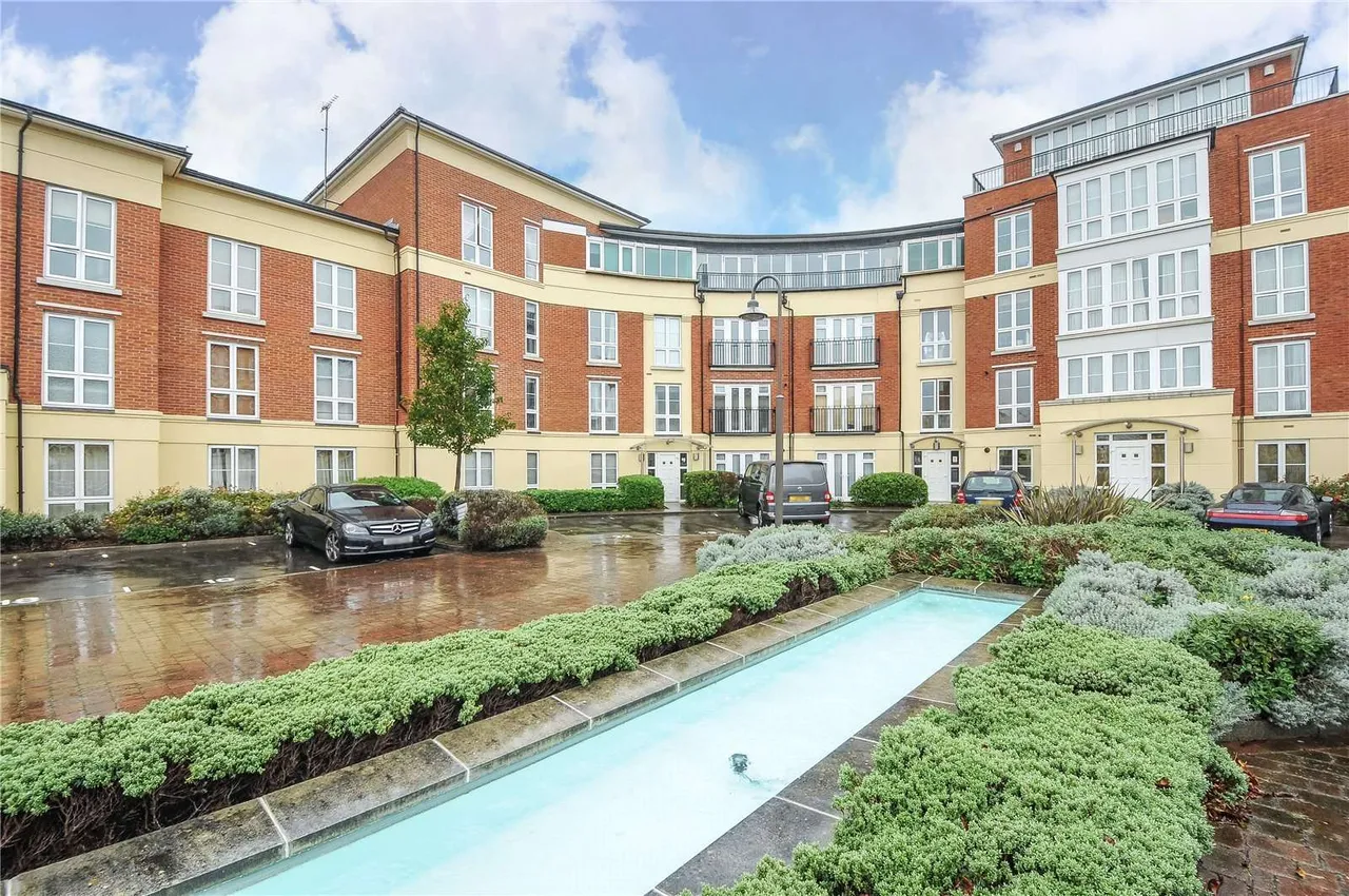 3 bed flat for sale, Trevelyan Court, Windsor, SL4