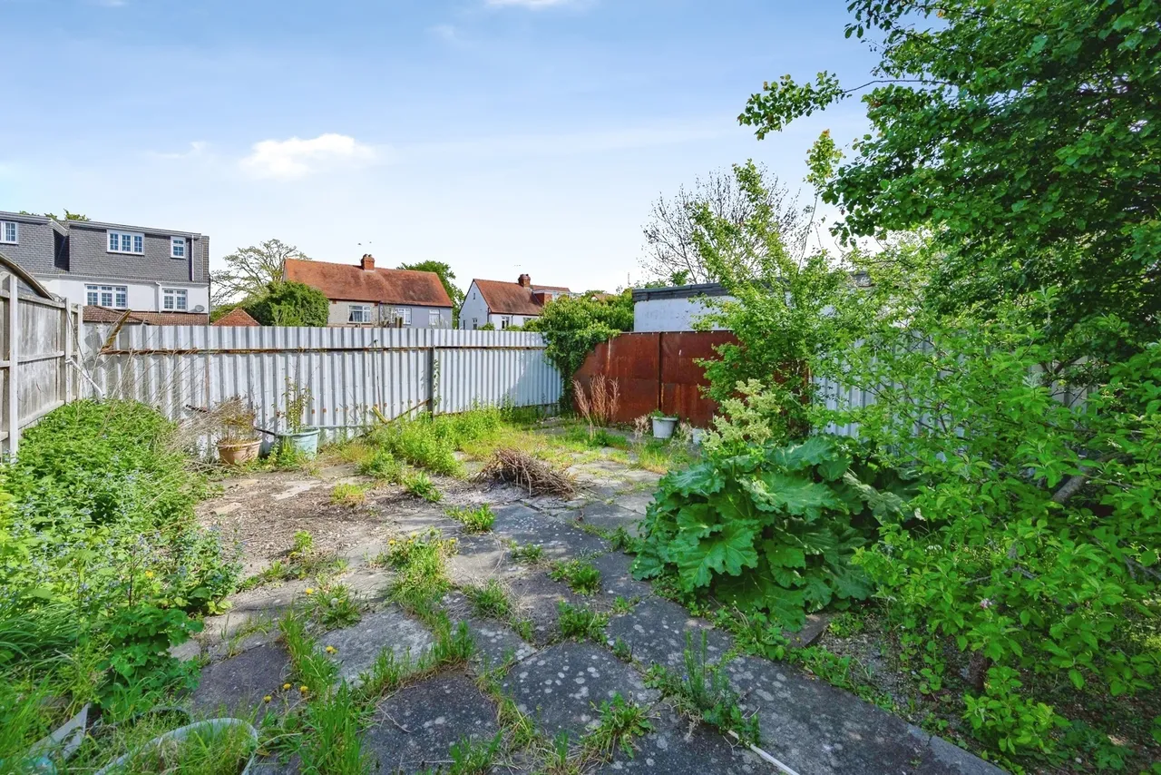Weatherby Road, Luton, Bedfordshire, LU4, photo 15