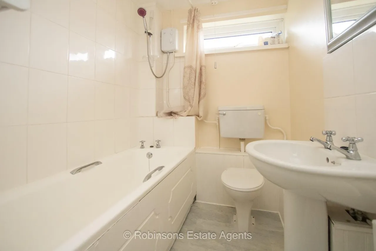 Middleham Road, Newton Hall, DH1, photo 9
