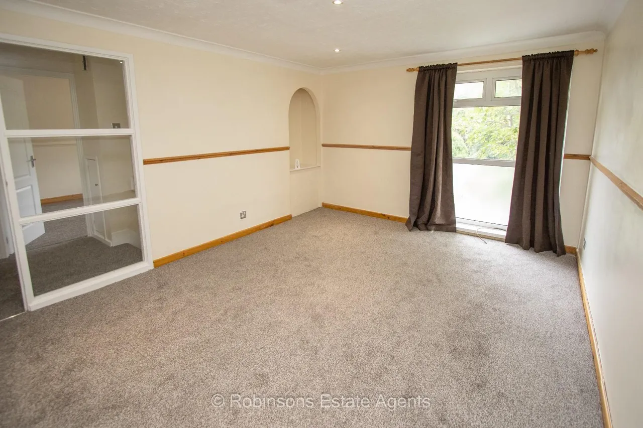 Middleham Road, Newton Hall, DH1, photo 2