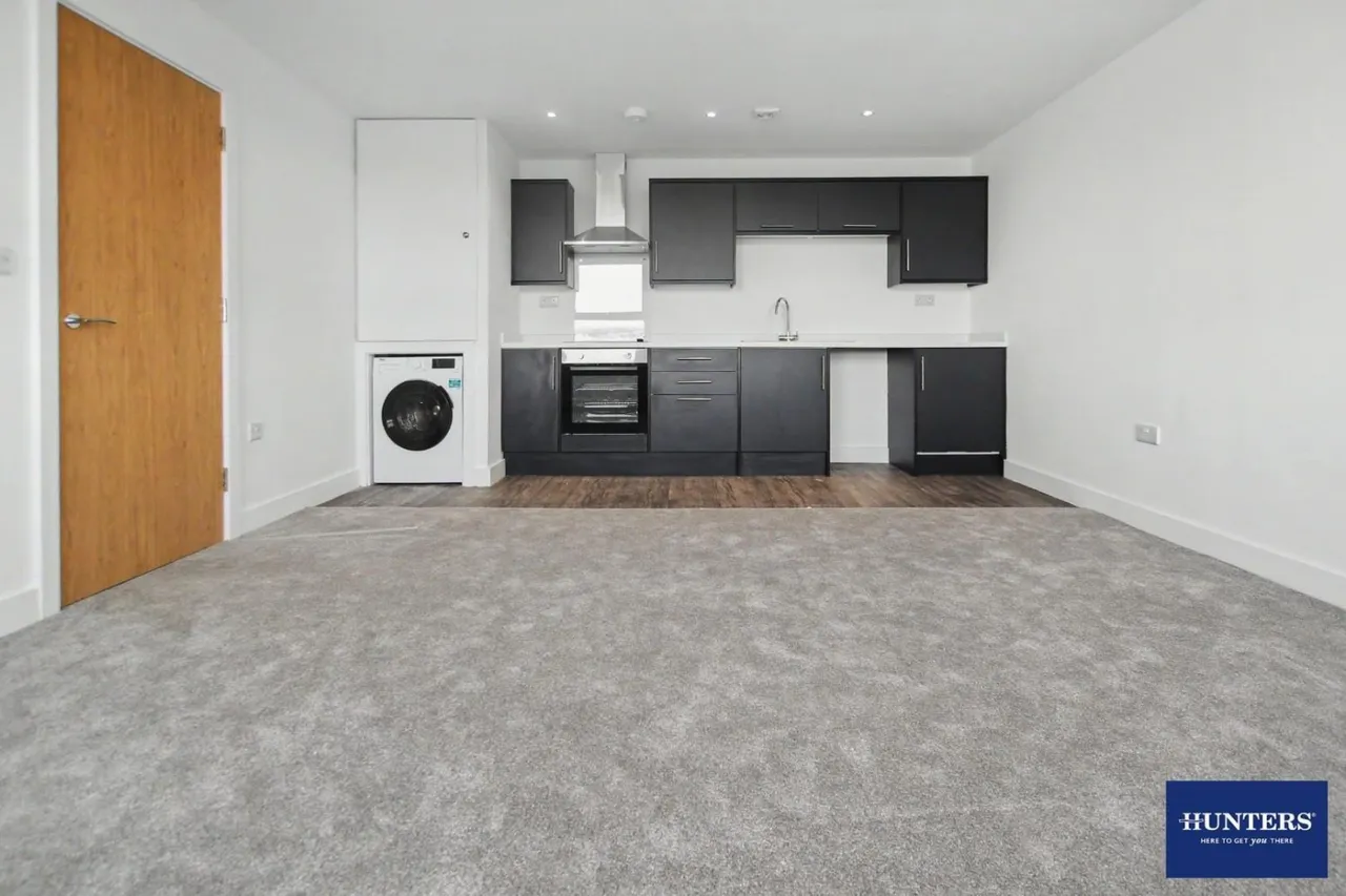 Park House 57-59, Well Street Bradford, BD1 5PS, photo 2