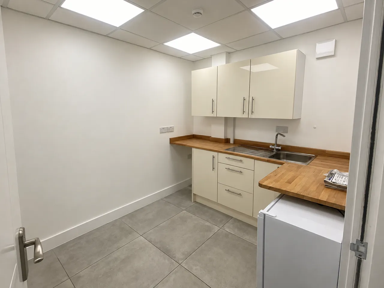 Green Lane, Sale, M33, photo 8