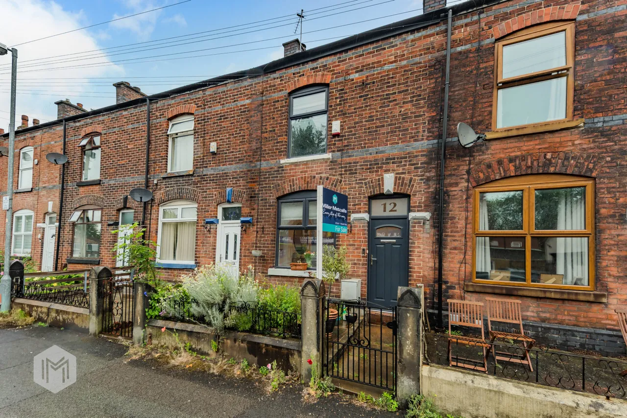2 bed house for sale — Mayfield Avenue, Worsley, Manchester, M28 3JF