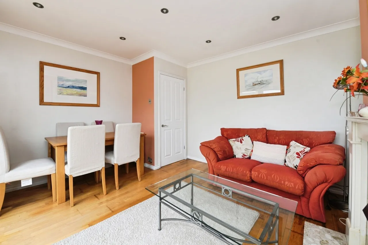 Picton Close, Rayleigh, SS6, photo 7