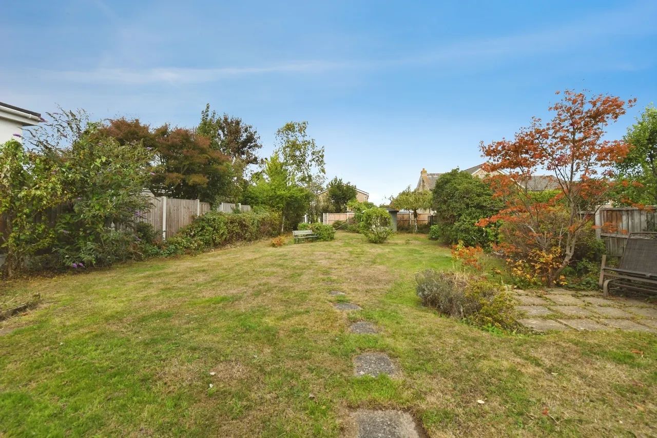 Picton Close, Rayleigh, SS6, photo 3