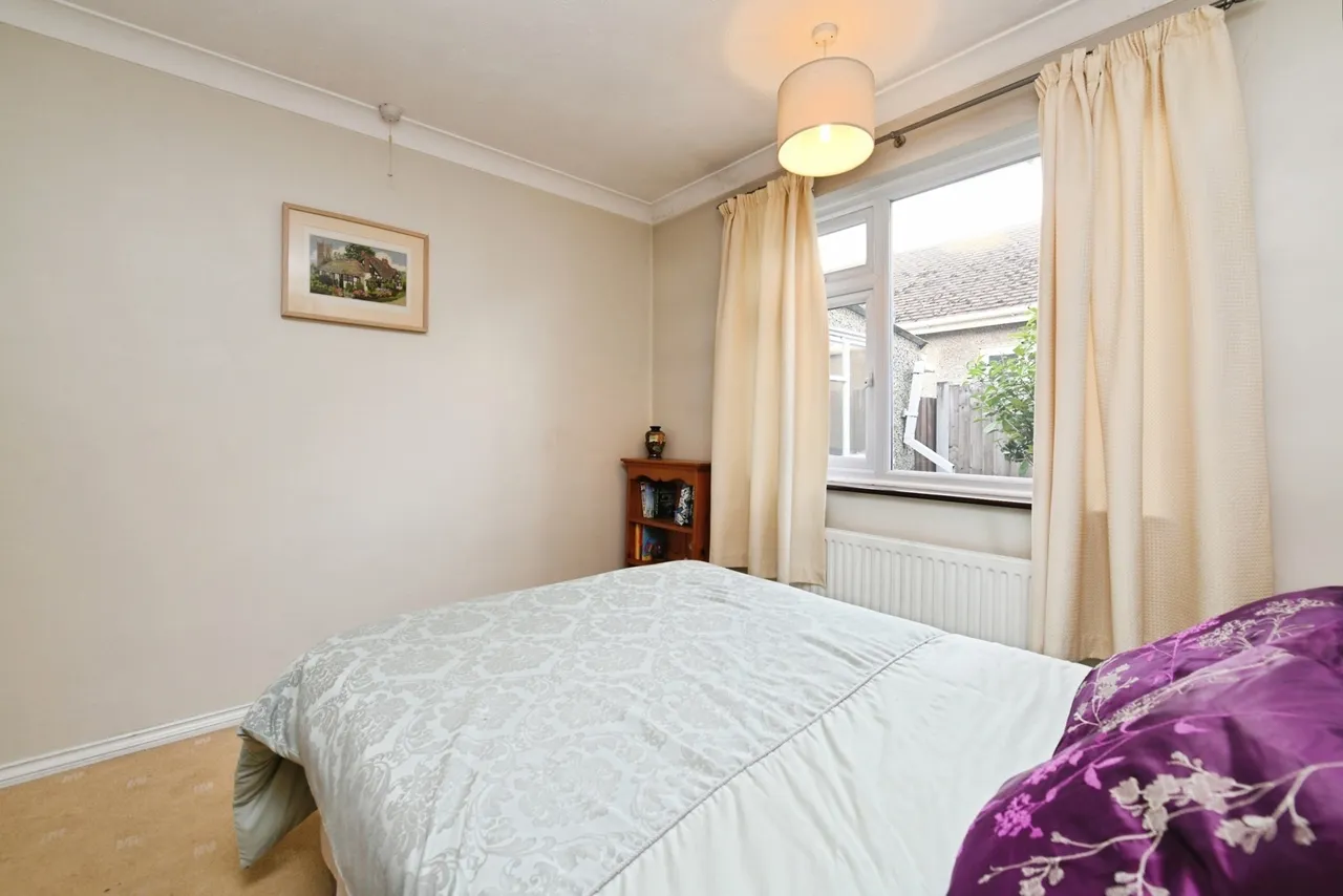 Picton Close, Rayleigh, SS6, photo 18