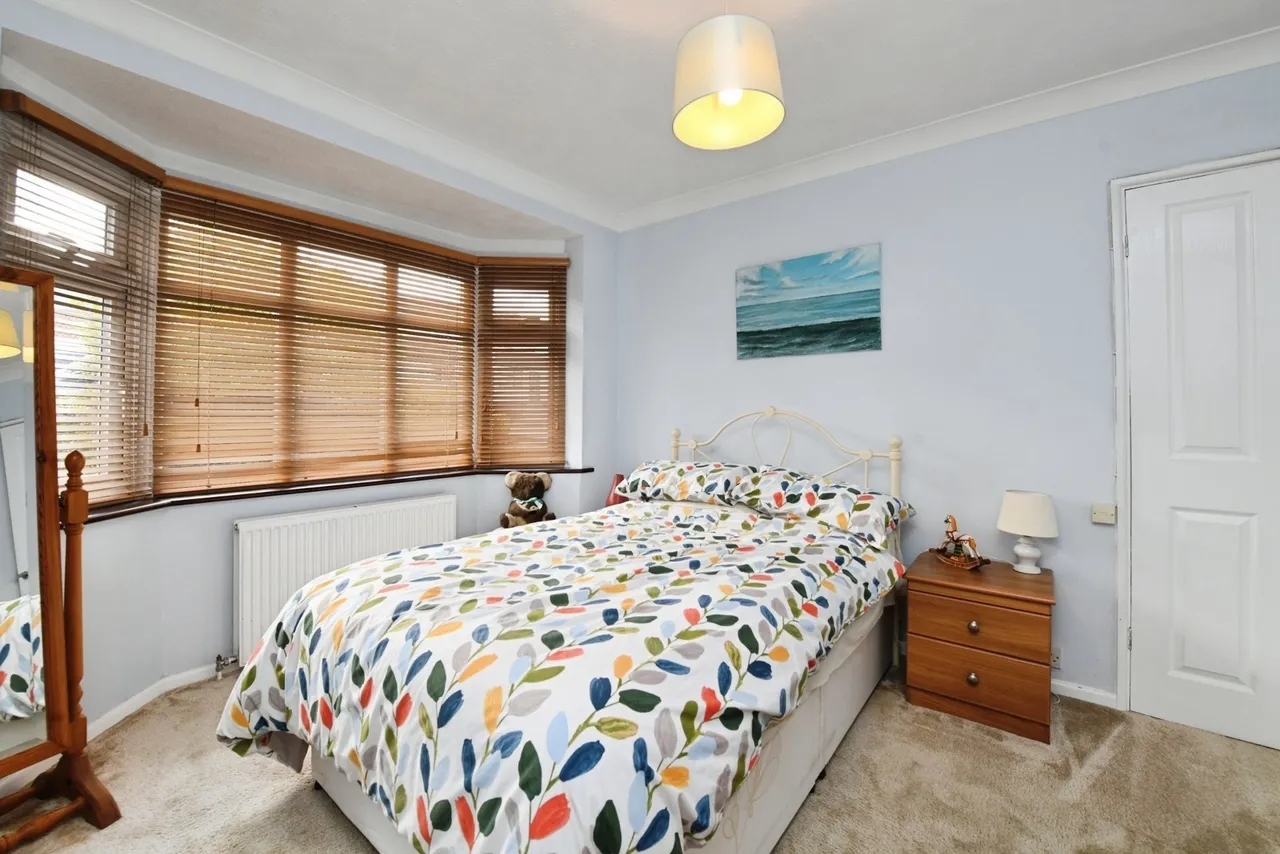 Picton Close, Rayleigh, SS6, photo 10
