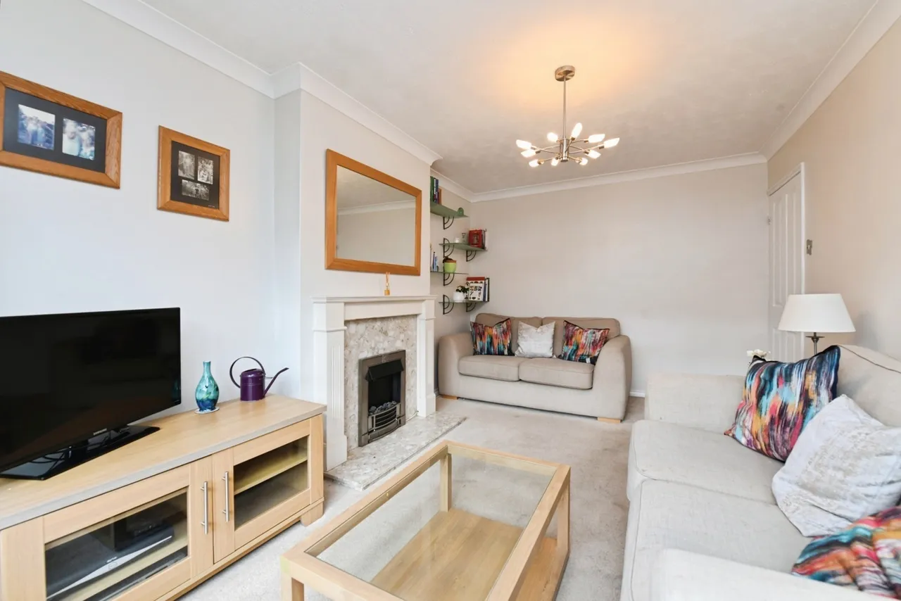 Picton Close, Rayleigh, SS6, photo 5