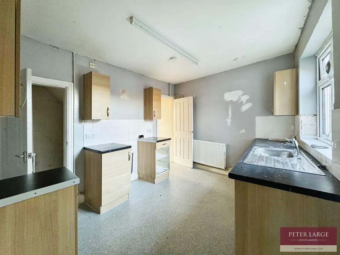 Victoria Road, Rhyl, LL18 2EH, photo 7