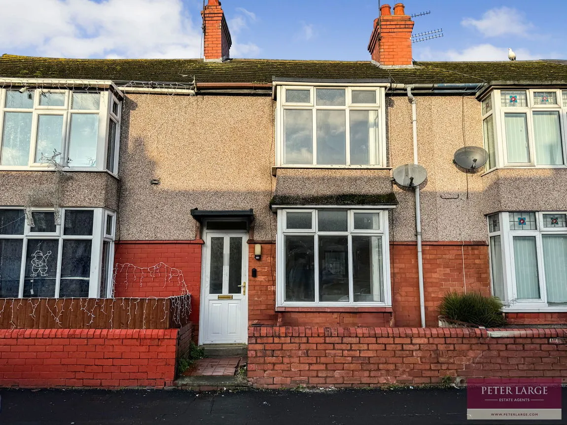 2 bed house for sale — Victoria Road, Rhyl, LL18 2EH
