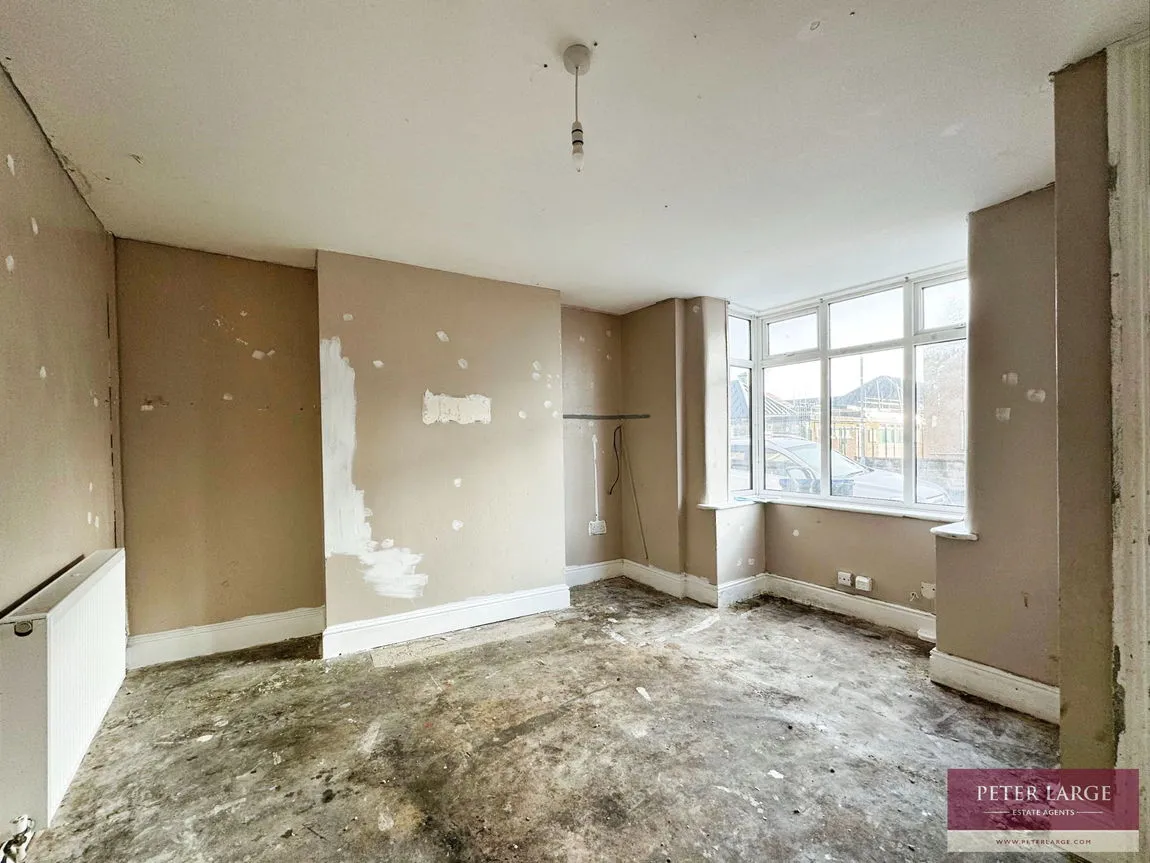 Victoria Road, Rhyl, LL18 2EH, photo 2
