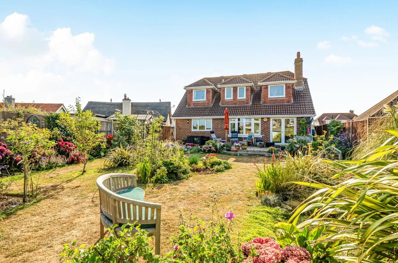 Clayton Road, Selsey, PO20, photo 22