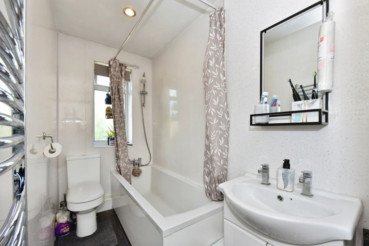 Newlands Grove, Sheffield, South Yorkshire, S12, photo 8