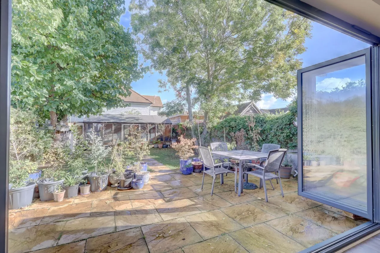 Thame Road, Princes Risborough, HP27, photo 5