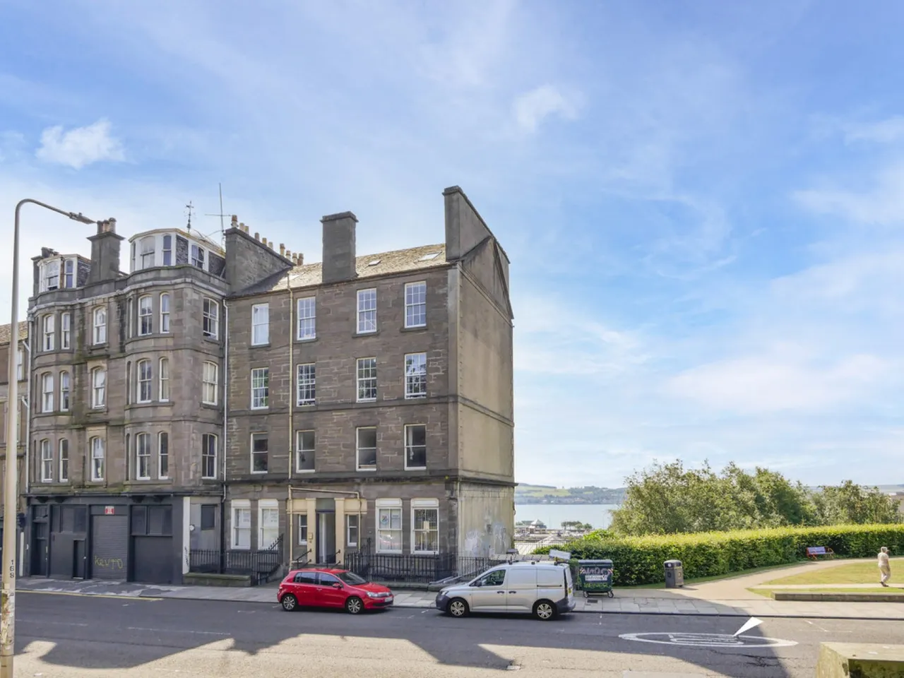2 bed flat to rent, Perth Road, Dundee, DD1