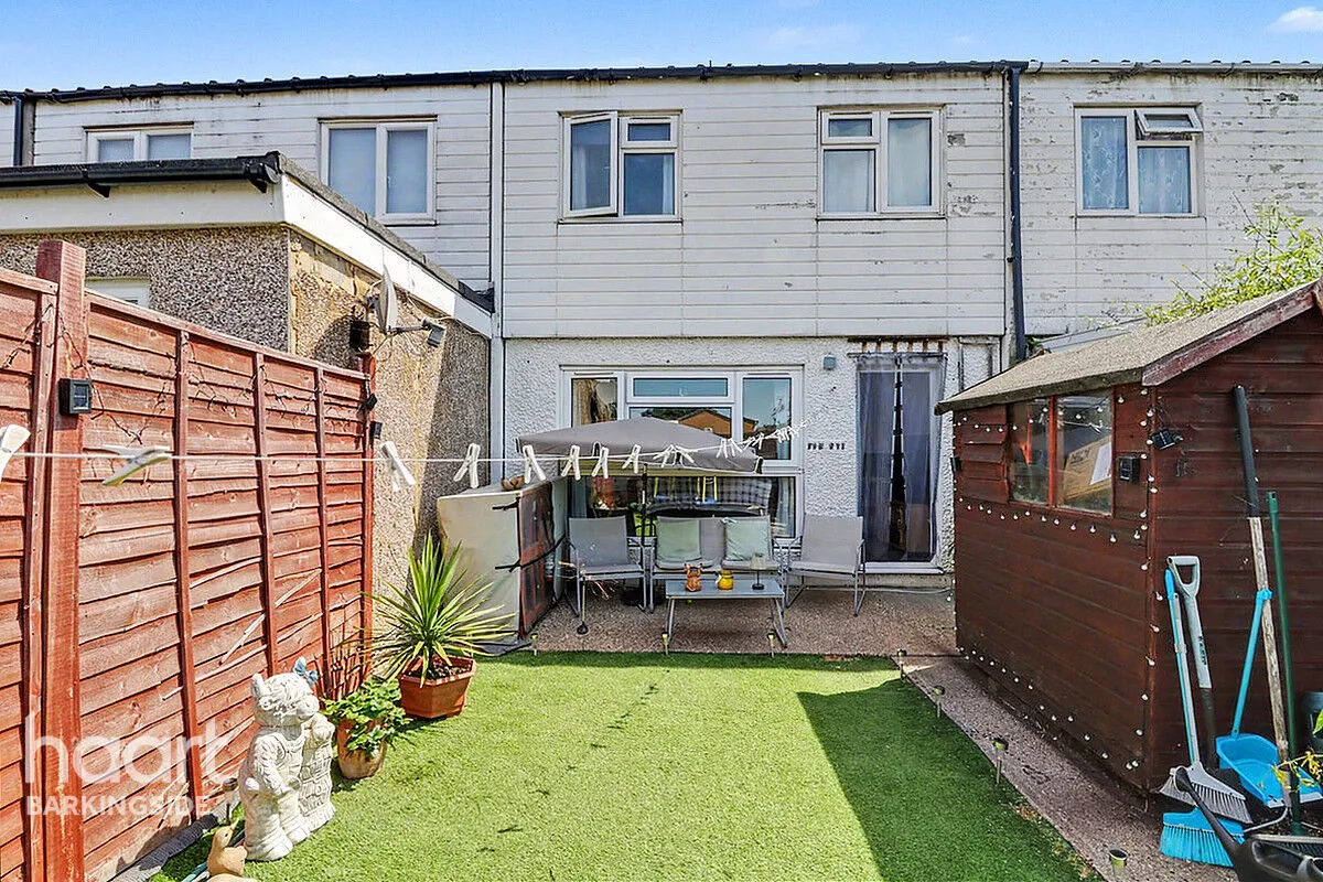 Limes Avenue, Chigwell, IG7, photo 14
