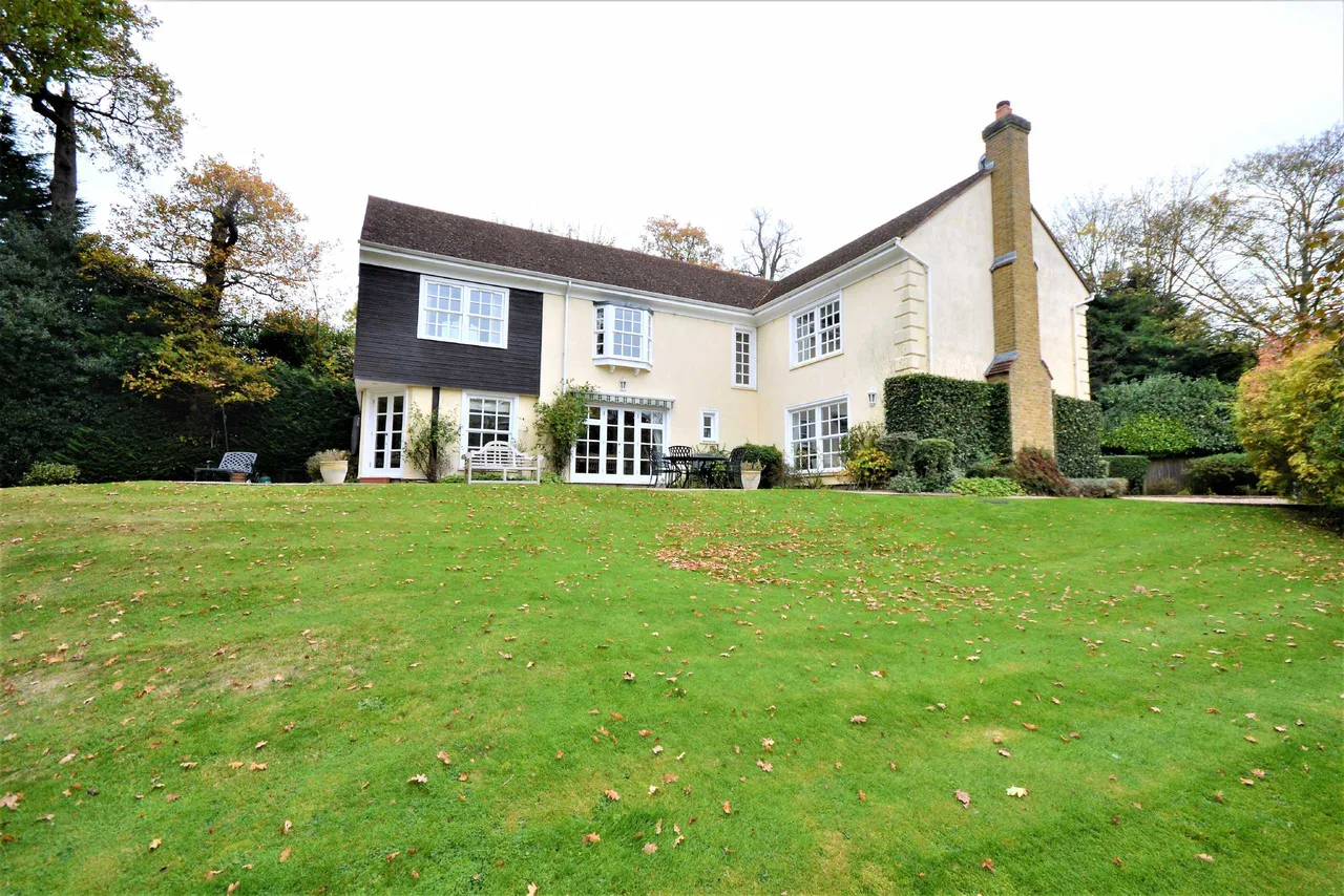 Coombehurst Close, Hadley Wood, EN4 0JU, photo 13