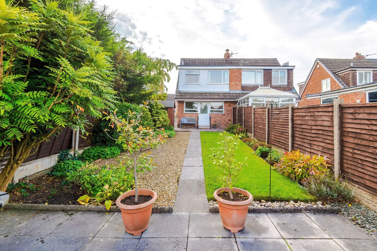 Hereford Close, Ashton-In-Makerfield, WN4, photo 31