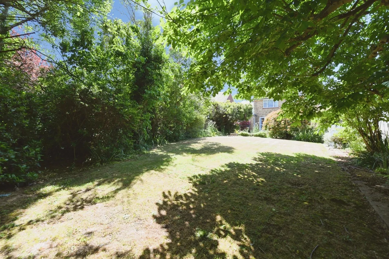 Johnstone Road, Thorpe Bay, Essex, SS1, photo 18