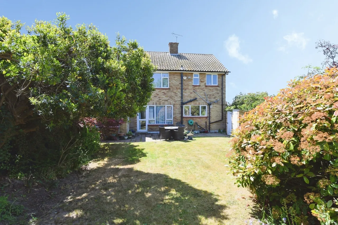 Johnstone Road, Thorpe Bay, Essex, SS1, photo 4