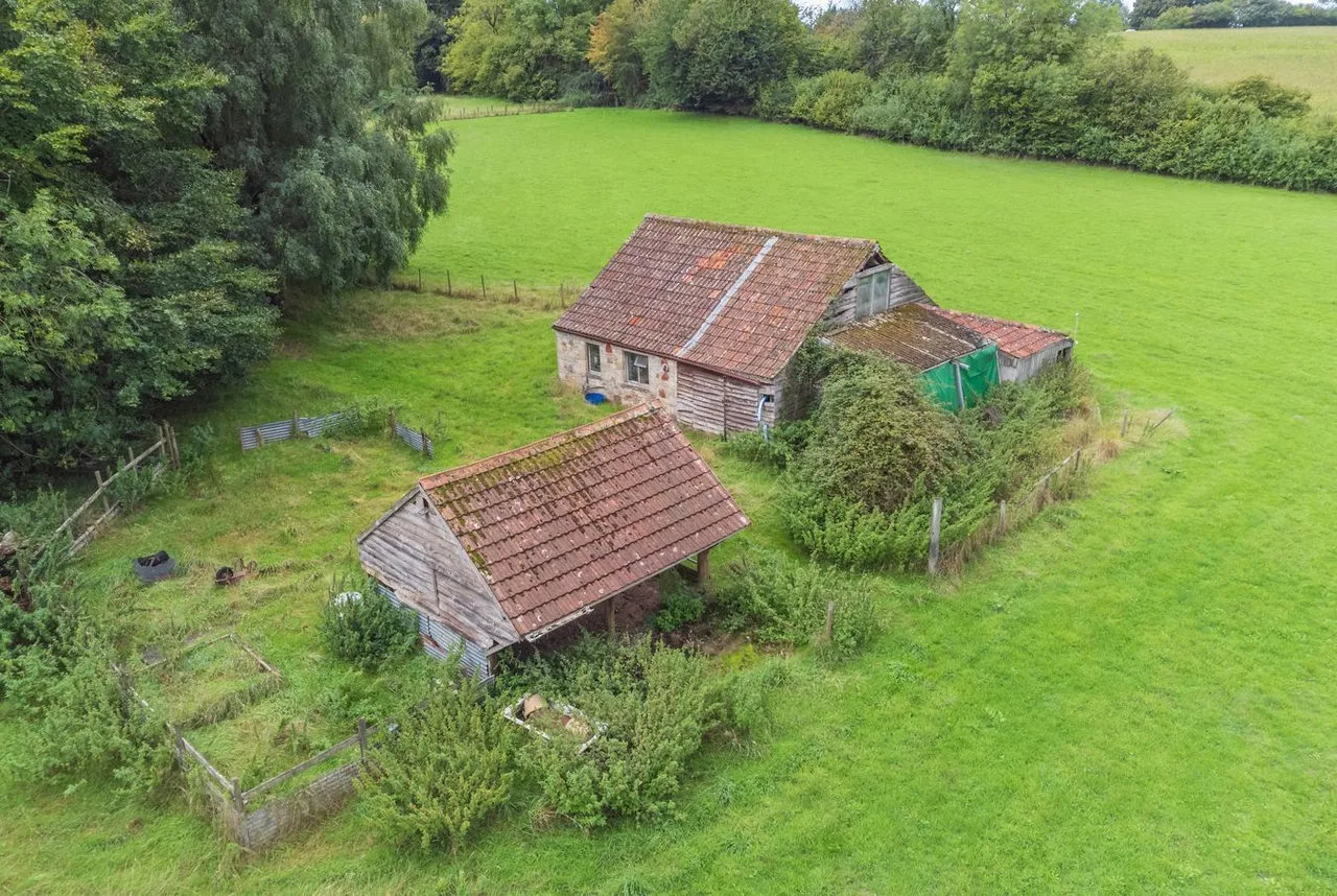 Barn at Thickthorn Lane, Chilcompton, BA3, photo 11