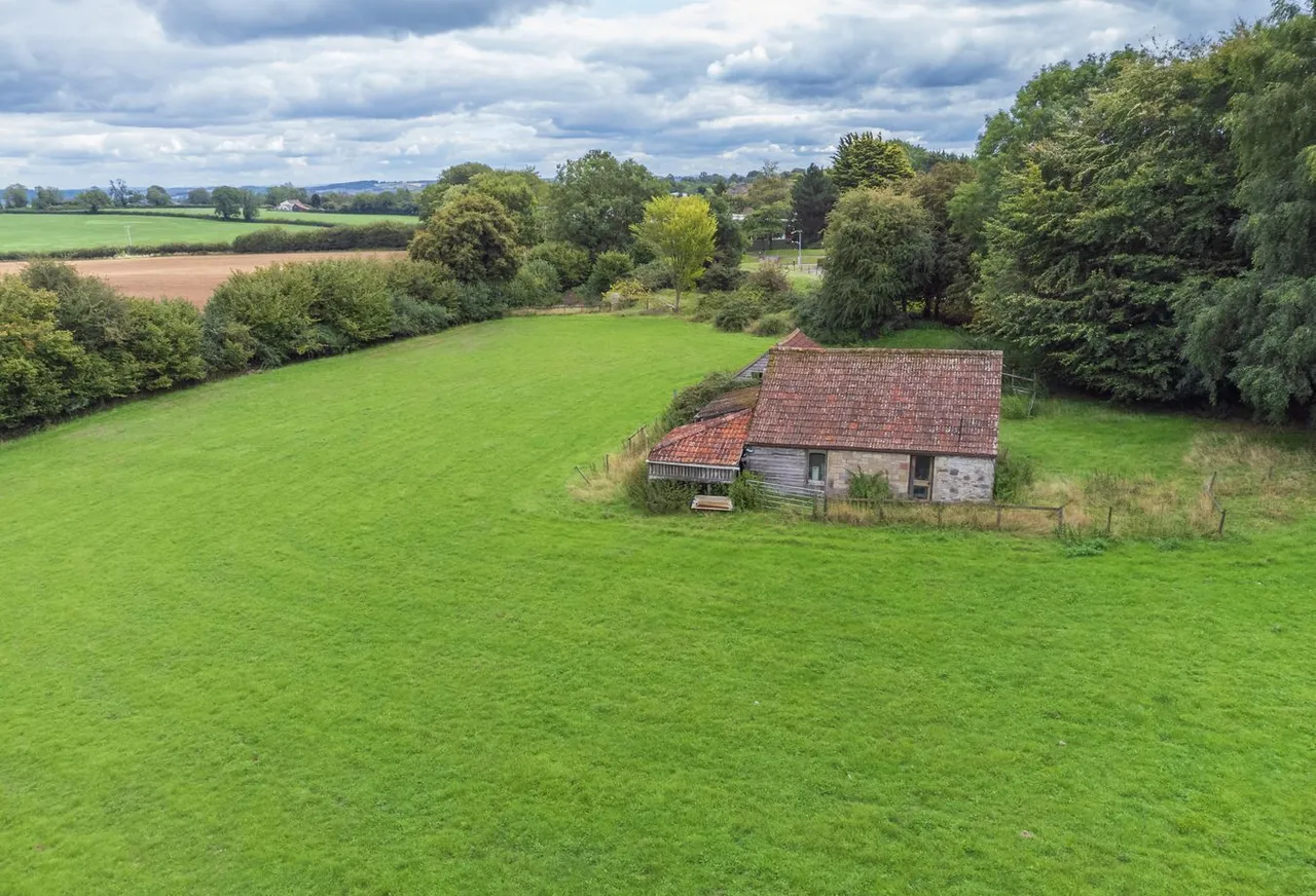 Barn at Thickthorn Lane, Chilcompton, BA3, photo 7