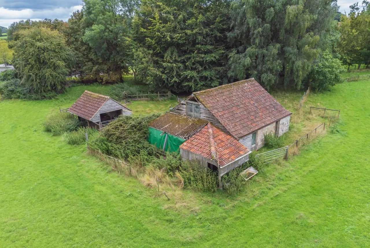 Barn at Thickthorn Lane, Chilcompton, BA3, photo 9