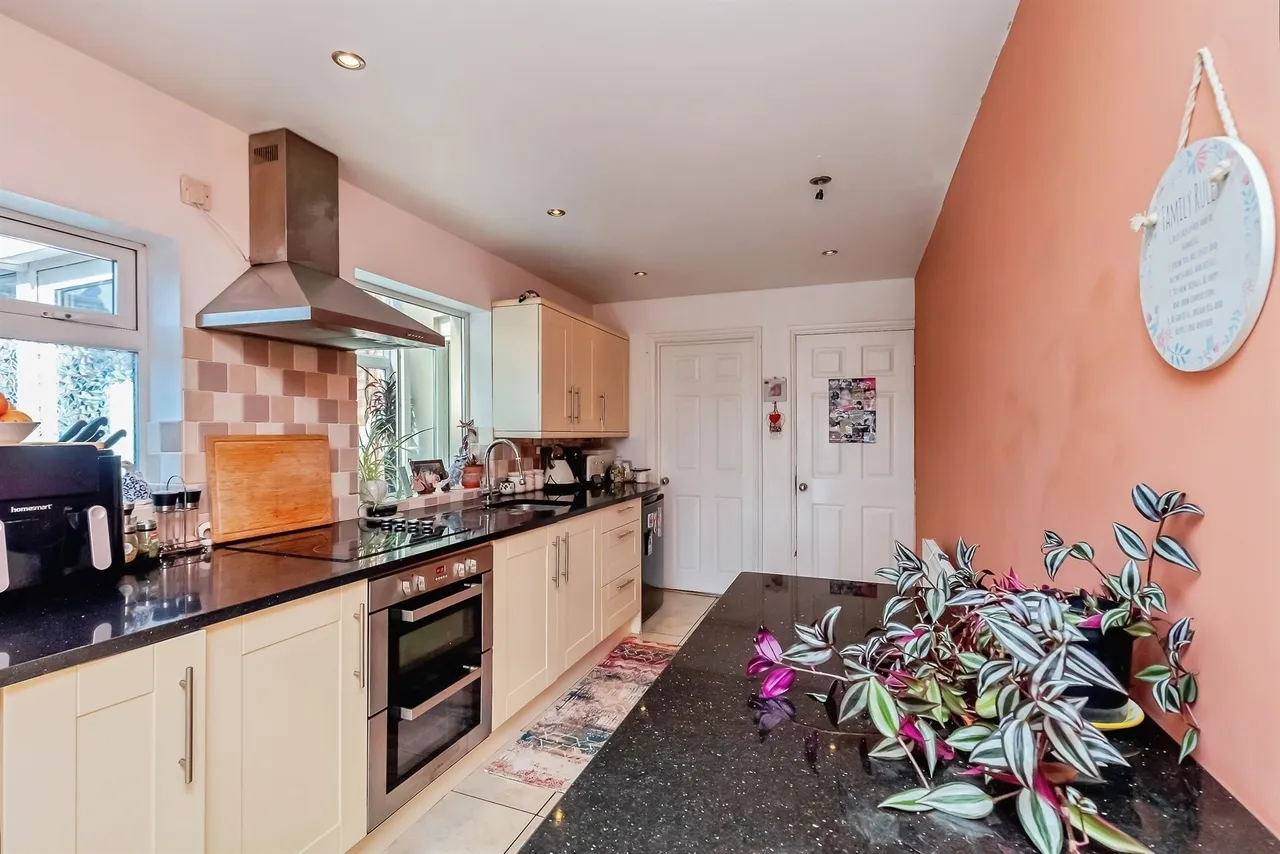 Howard Road, Wollaston, Wellingborough, photo 6