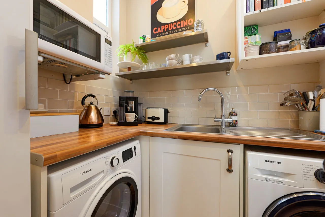 Canterbury Road, Lyminge, CT18, photo 9