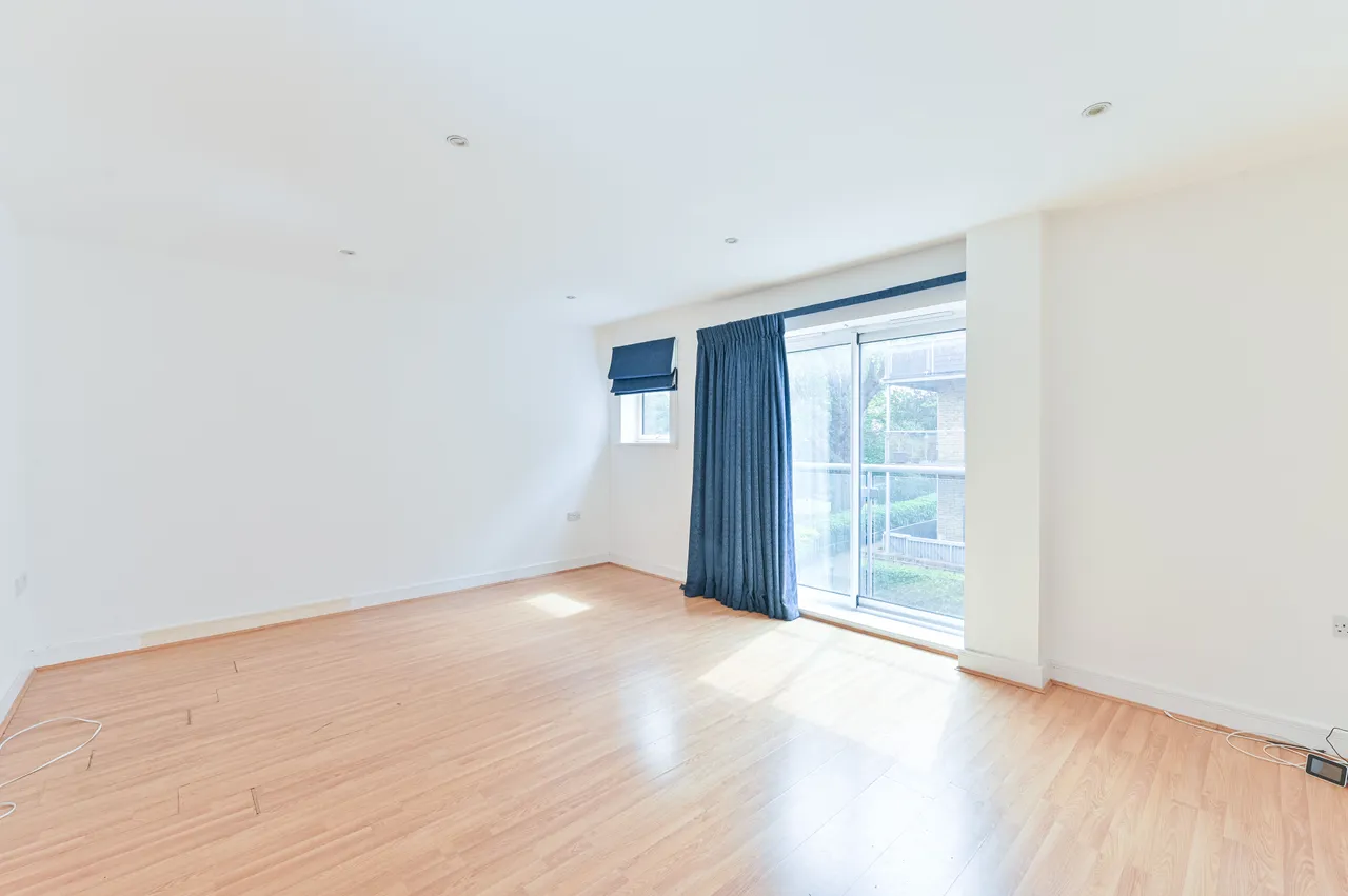 75 Catalpa Court, Hither Green Lane, London, photo 9