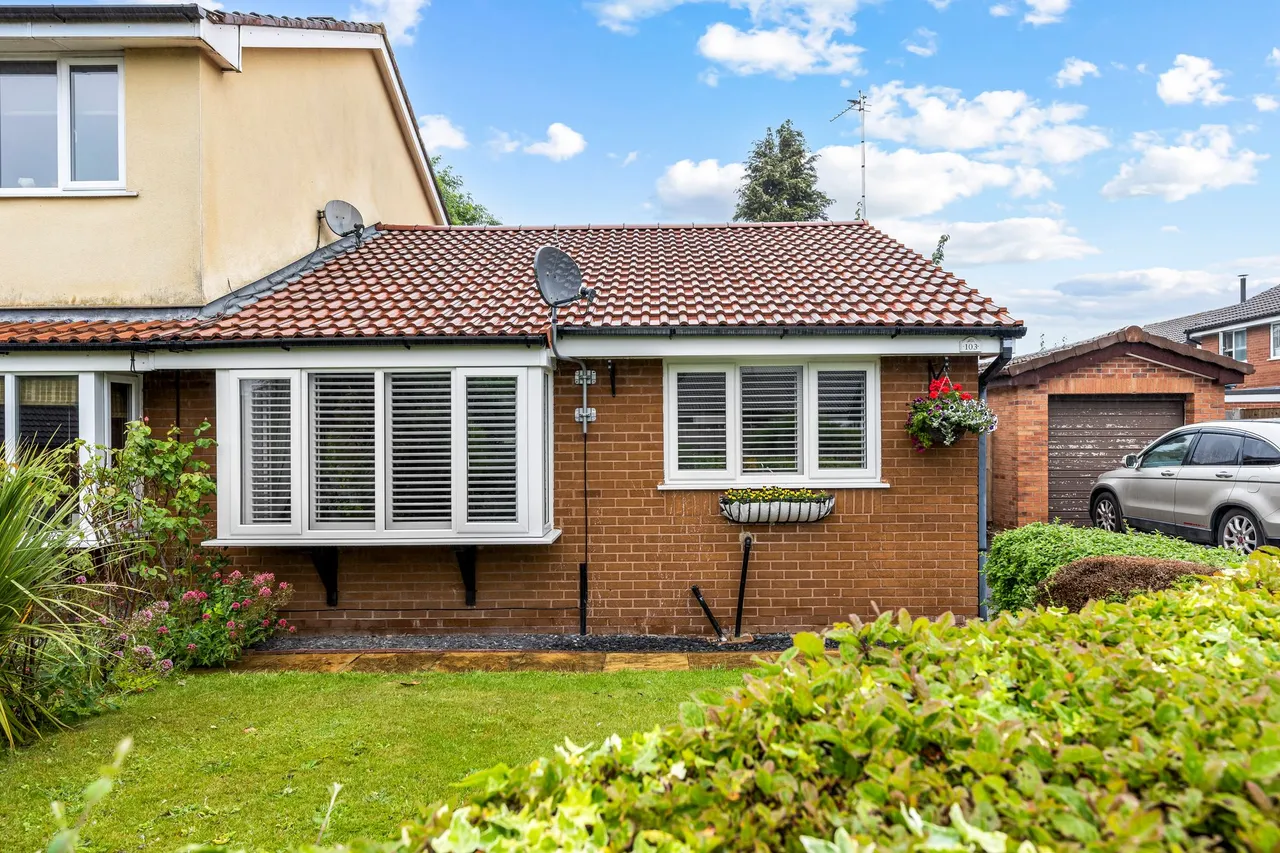 2 bed house for sale — Montrose Close, Fearnhead, Warrington, Warrington, WA2 0SN