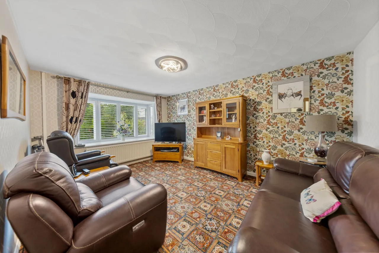 Montrose Close, Fearnhead, Warrington, Warrington, WA2 0SN, photo 3