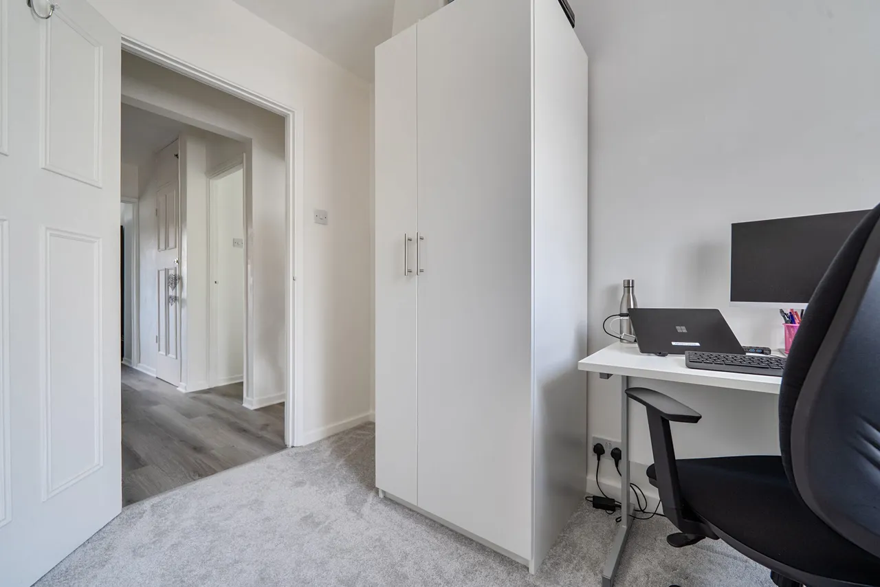 The Vale, London, Greater London, N14 6BA, photo 10