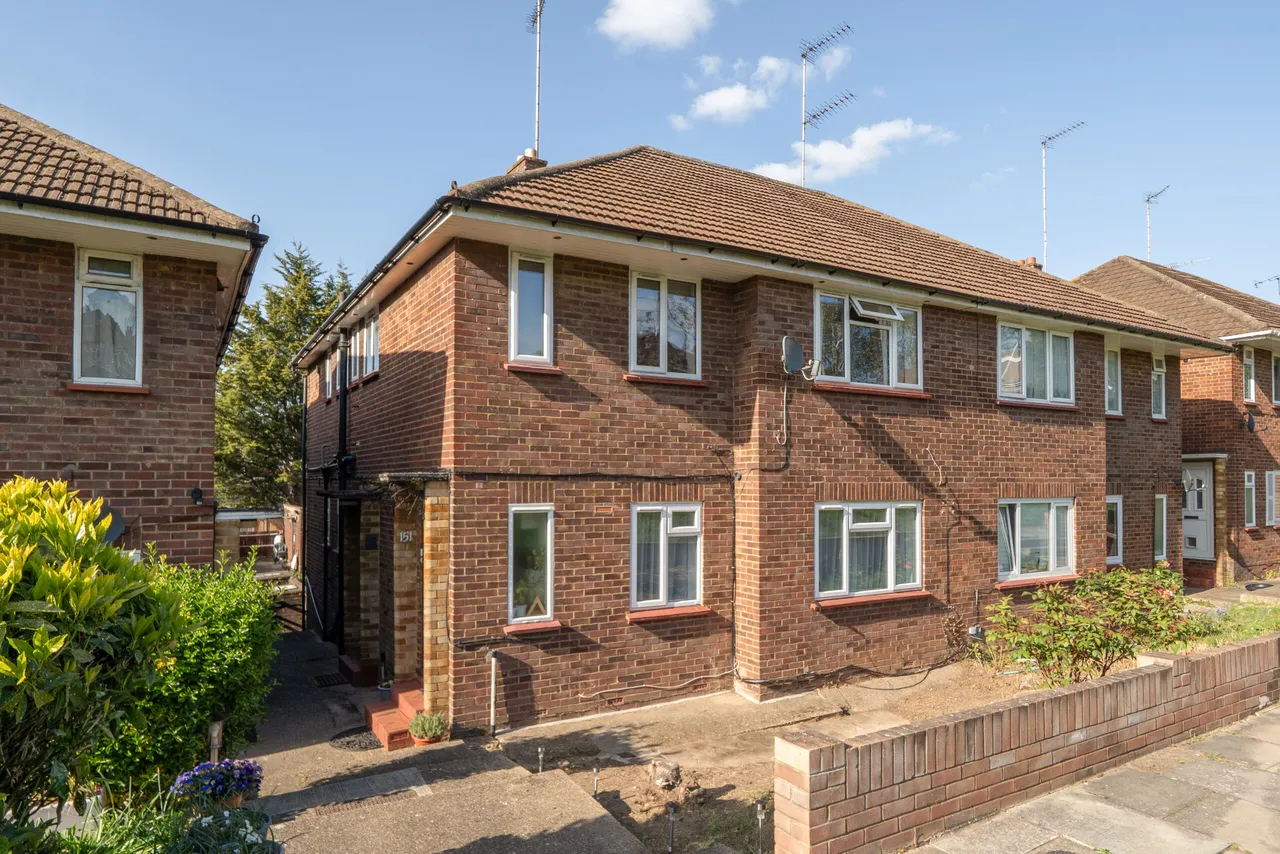 2 bed flat for sale — The Vale, London, Greater London, N14 6BA