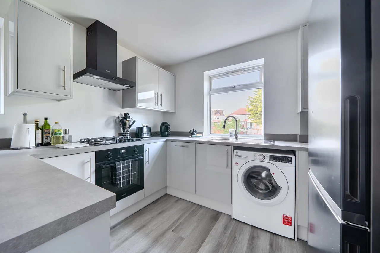 The Vale, London, Greater London, N14 6BA, photo 5