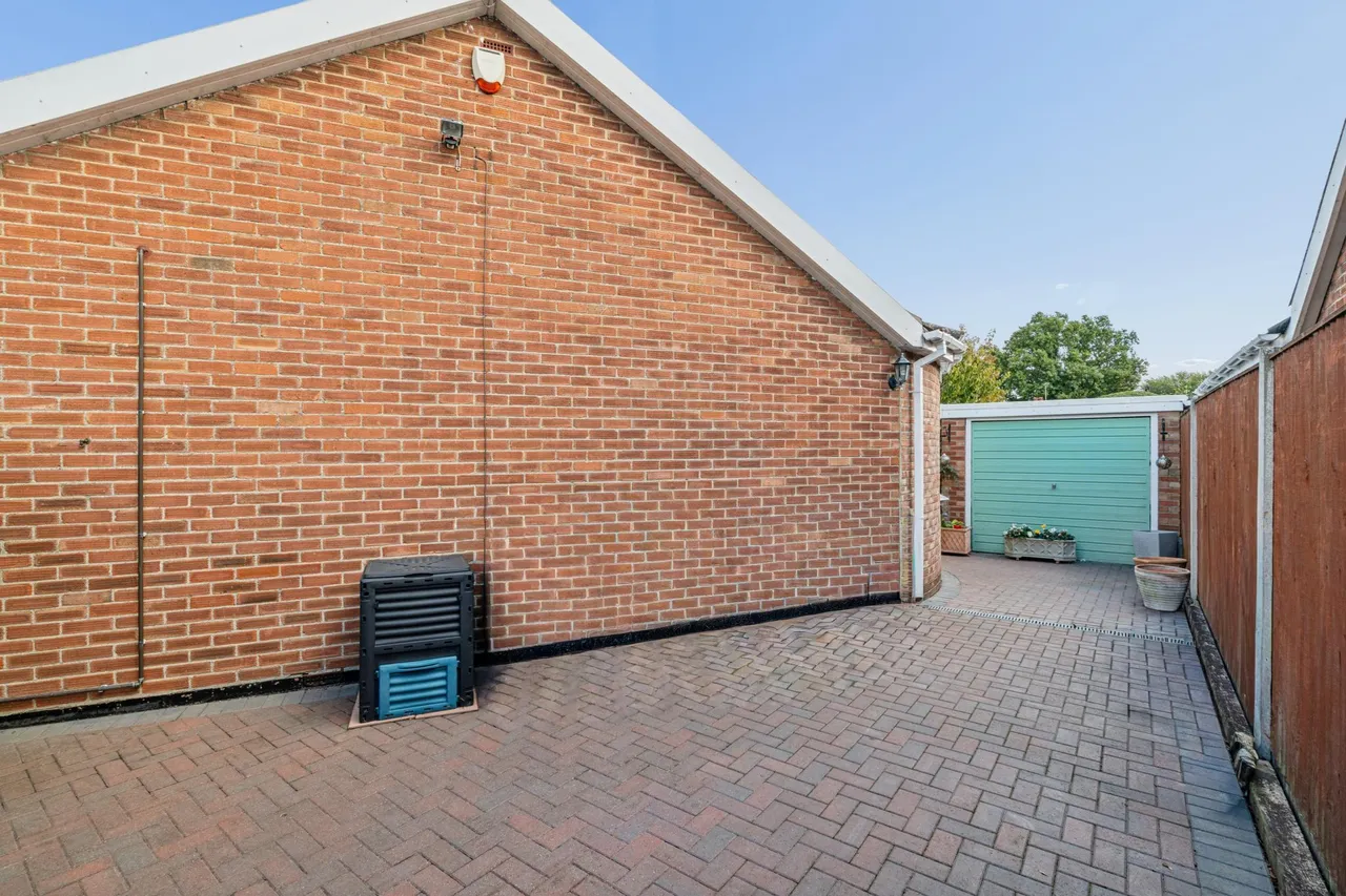 Gorleston Road, Lowestoft, NR32, photo 27