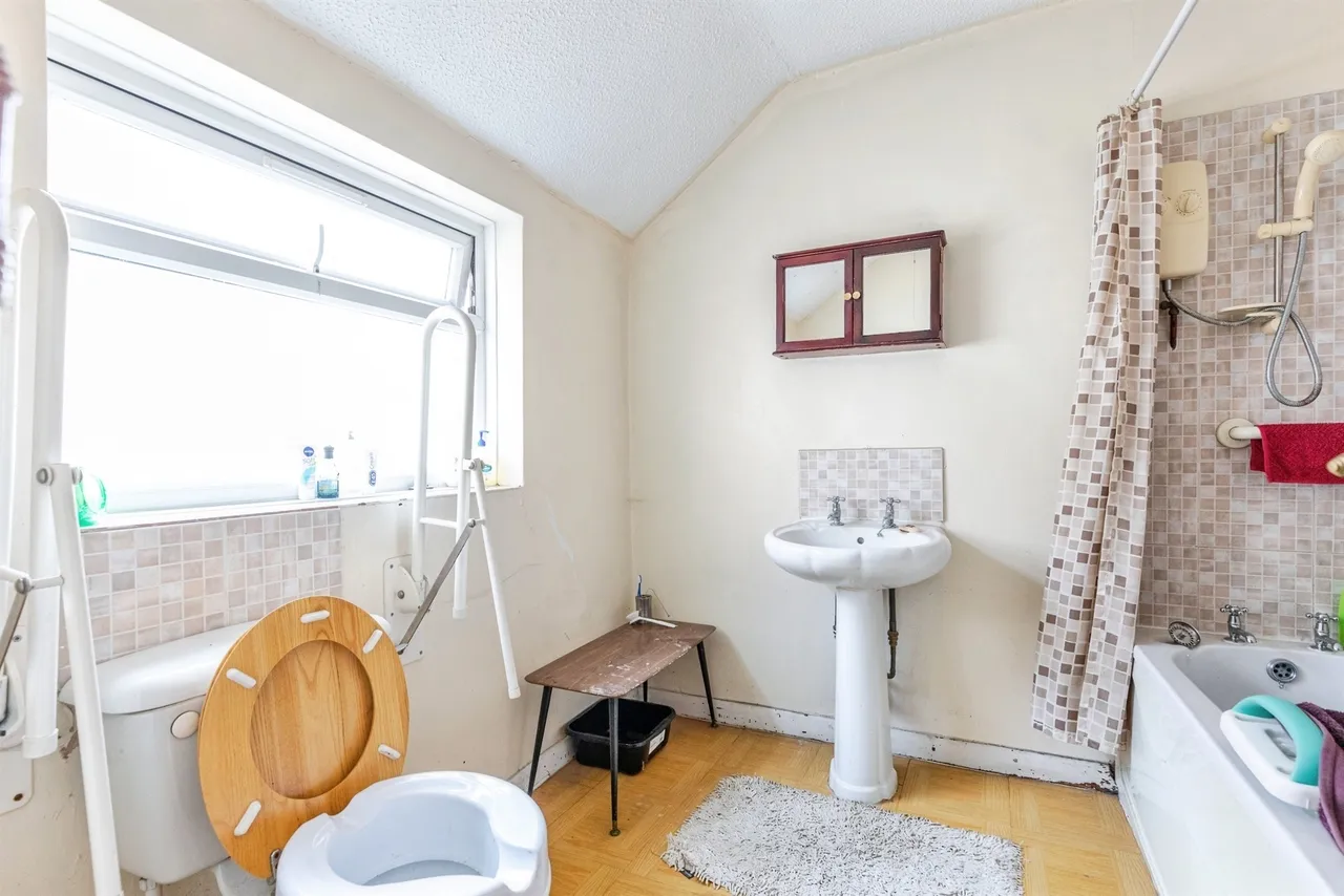 Lister Road, Wellingborough, NN8, photo 13