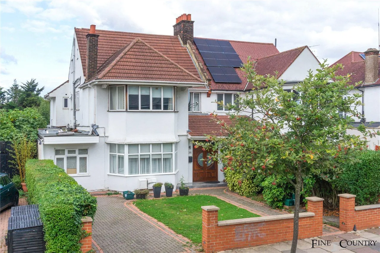 Chatsworth Road, London, photo 25