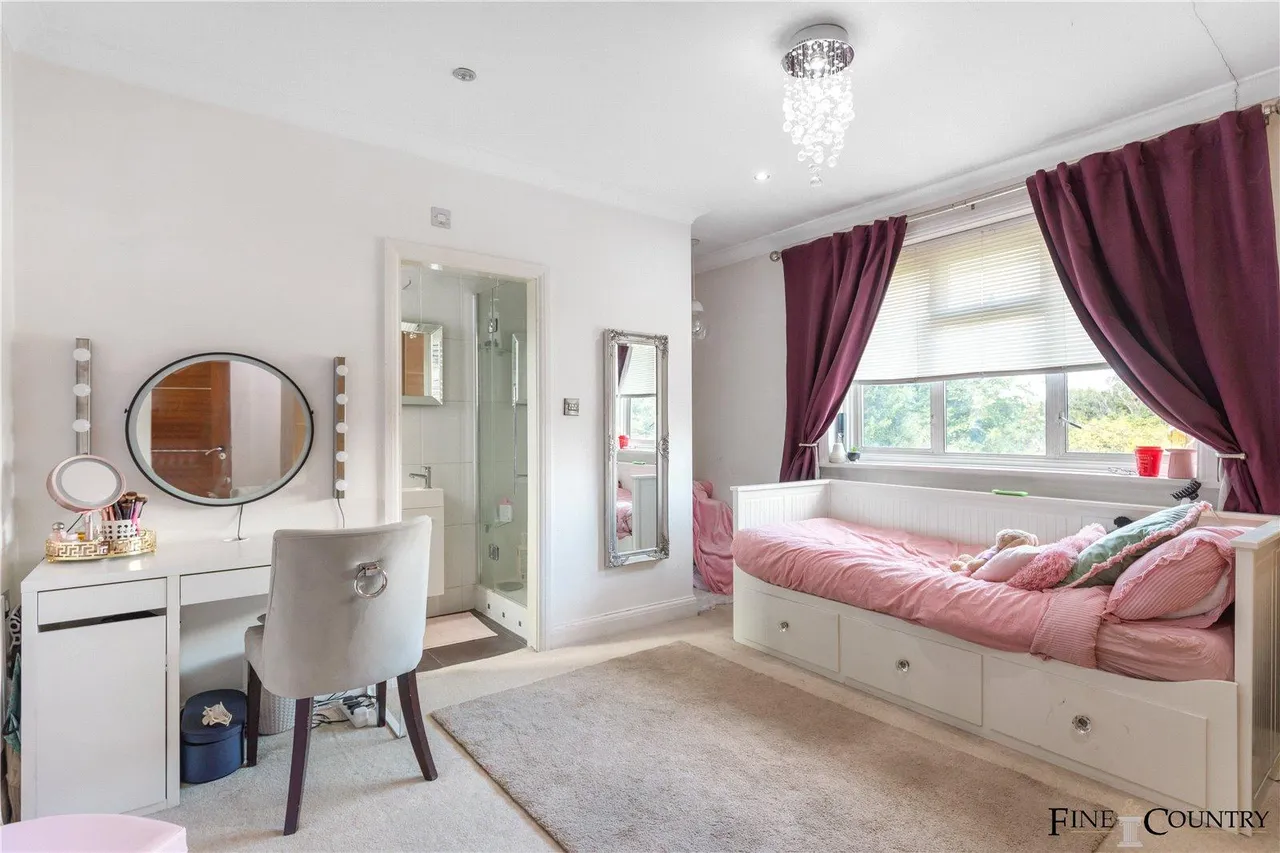 Chatsworth Road, London, photo 16