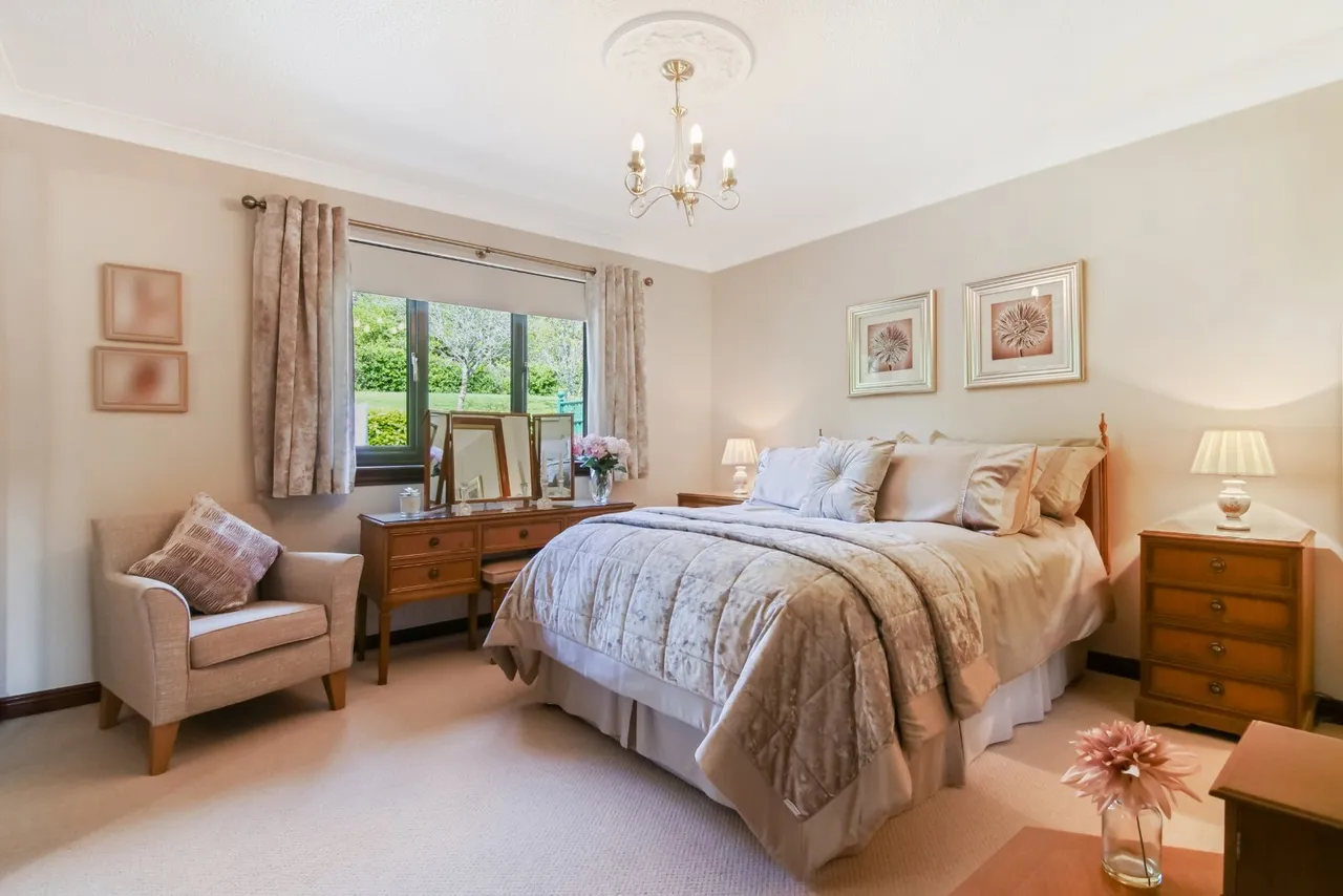 Turnhill Drive, Erskine, Renfrewshire, PA8, photo 11