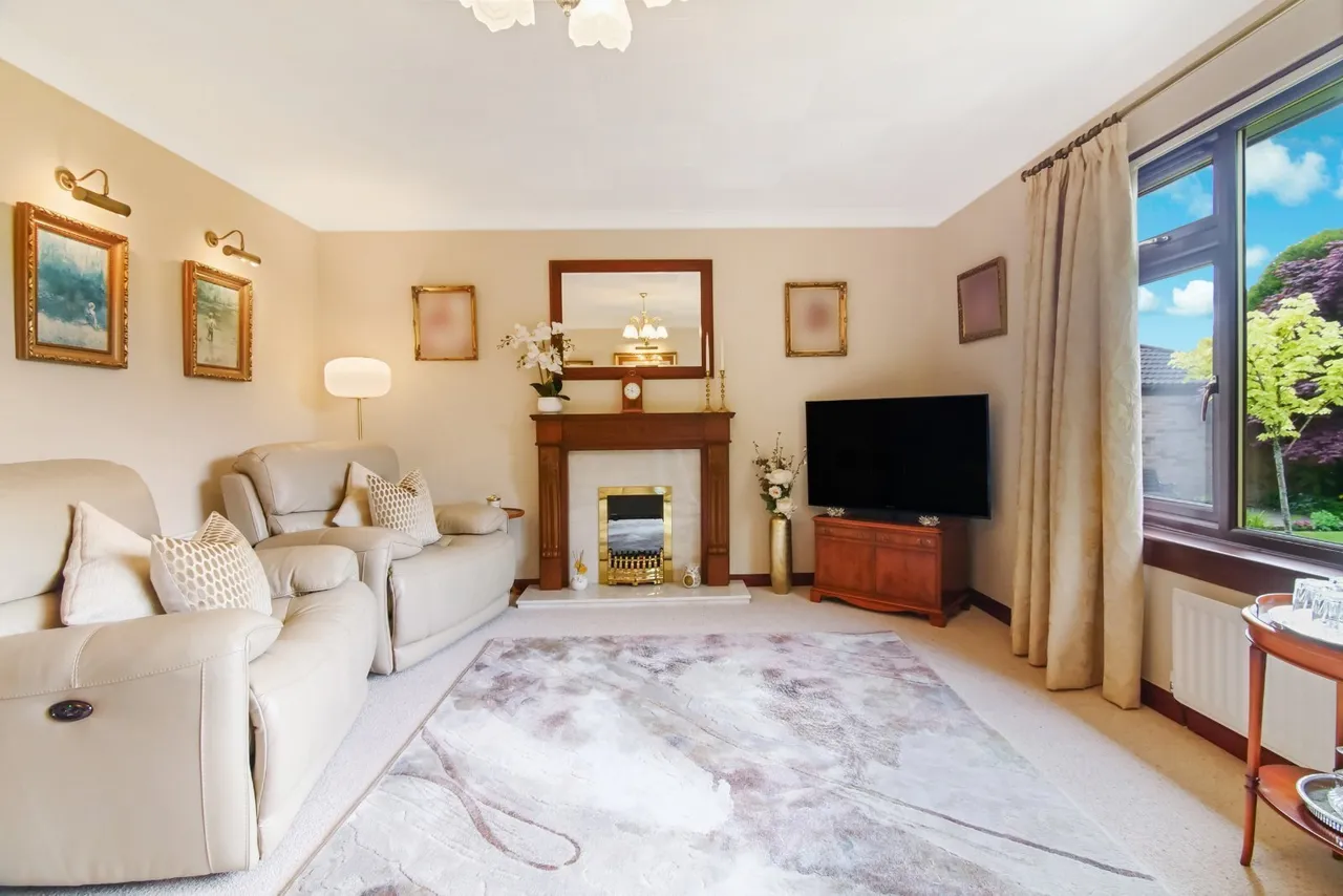 Turnhill Drive, Erskine, Renfrewshire, PA8, photo 6