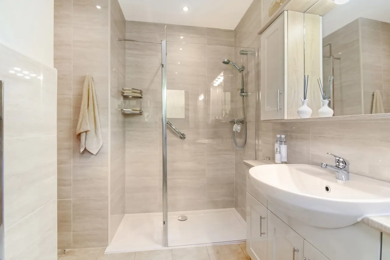 Turnhill Drive, Erskine, Renfrewshire, PA8, photo 14