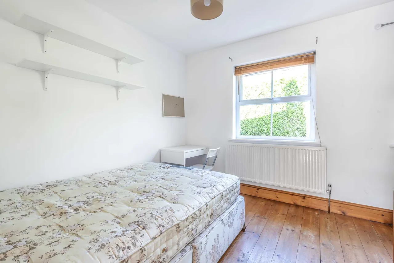 Manor Road, Guildford, GU2 9NR, photo 5